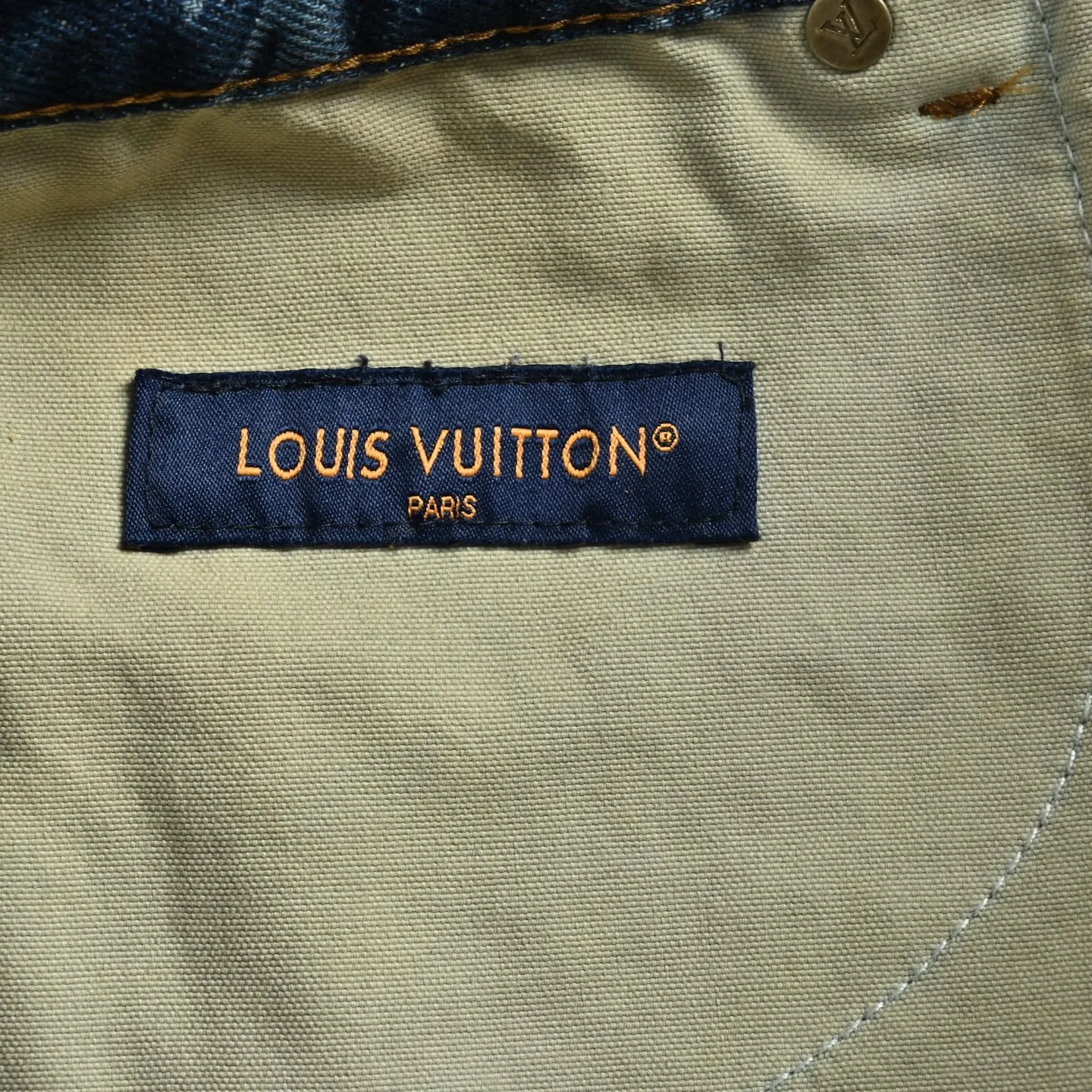 Louis Vuitton/